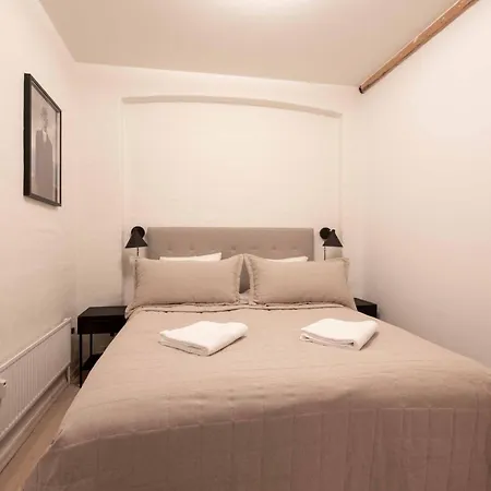 Cozy And Contemporary Ground Floor Retreat Appartamento *