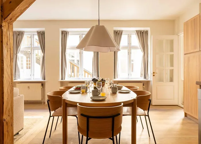 Cozy And Contemporary Ground Floor Retreat Apartment *