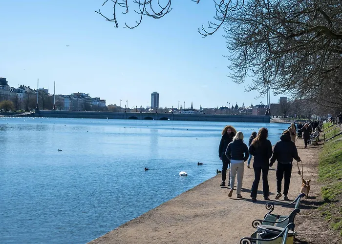 Cozy And Contemporary Ground Floor Retreat Apartment Copenhagen