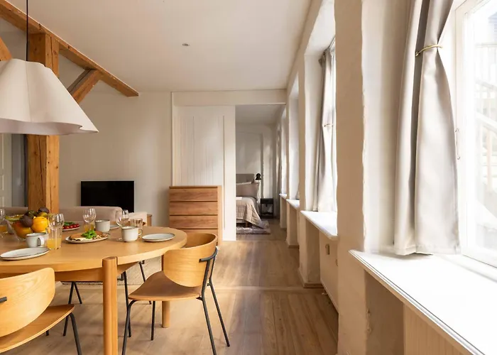 Cozy And Contemporary Ground Floor Retreat Copenhagen